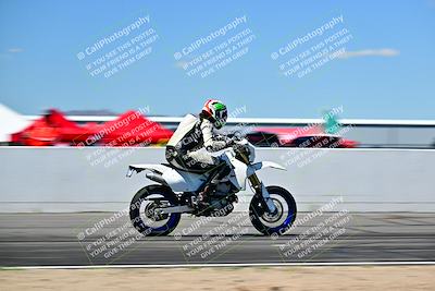 media/Mar-25-2024-Moto Forza (Mon) [[8d4319bd68]]/3-Intermediate Group/Session 4 (Front Straight Speed Pans)/